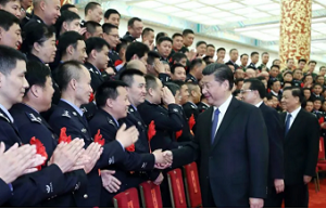 執法公正，讓公平正義的陽(yáng)光照進(jìn)人民心田